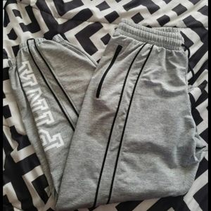 Like new skinny jogger